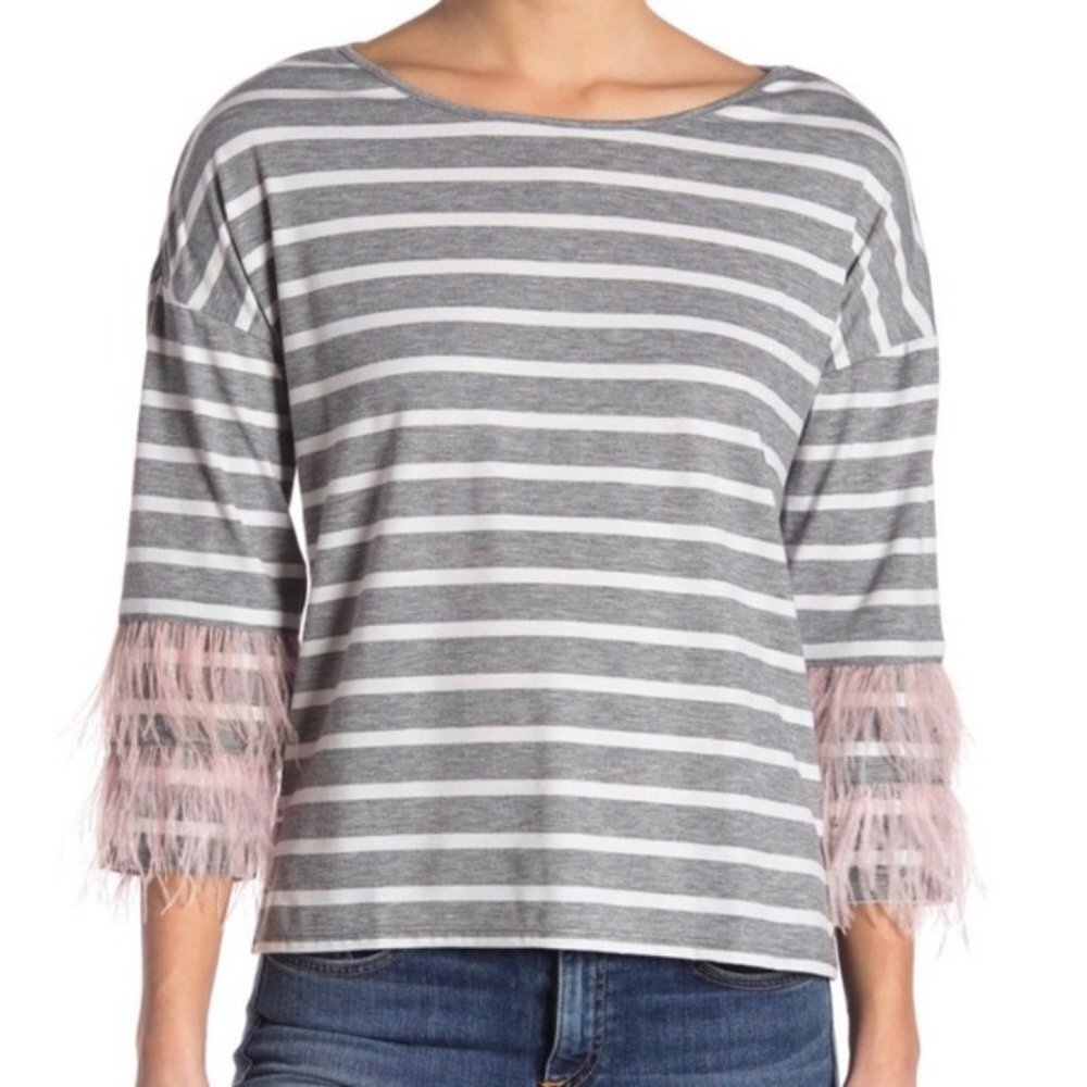 NEW Romeo + Juliet Couture Stripe Grey and Pink Feather Accent Sleeve Top Size L